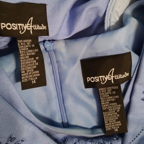 A dress and jacket set - Picture 7 of 7